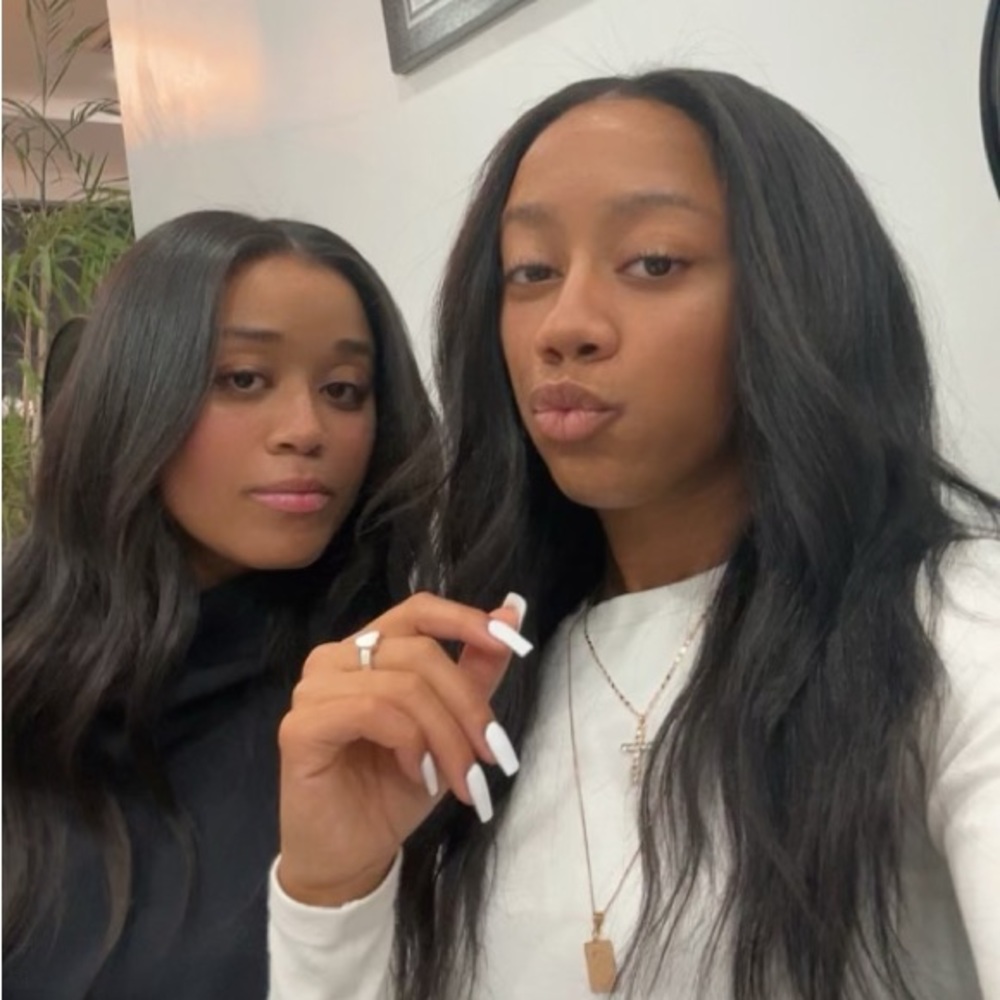 Meet your Posher, Talia